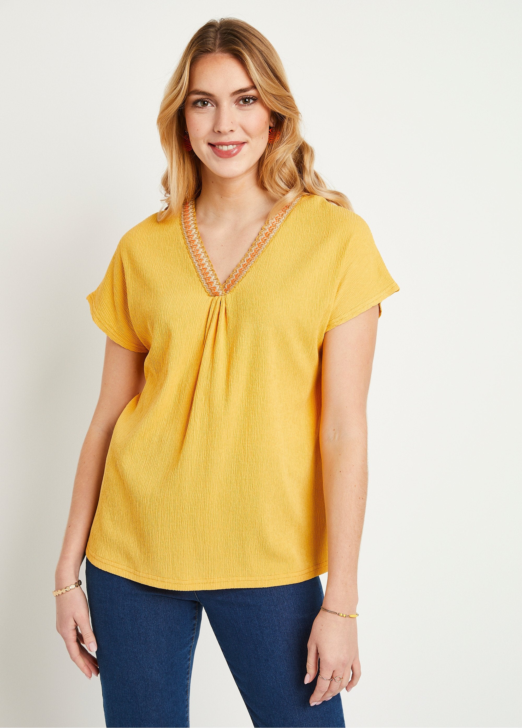 Long_plain_embroidered_loose_t-shirt_Saffron_FA1_slim