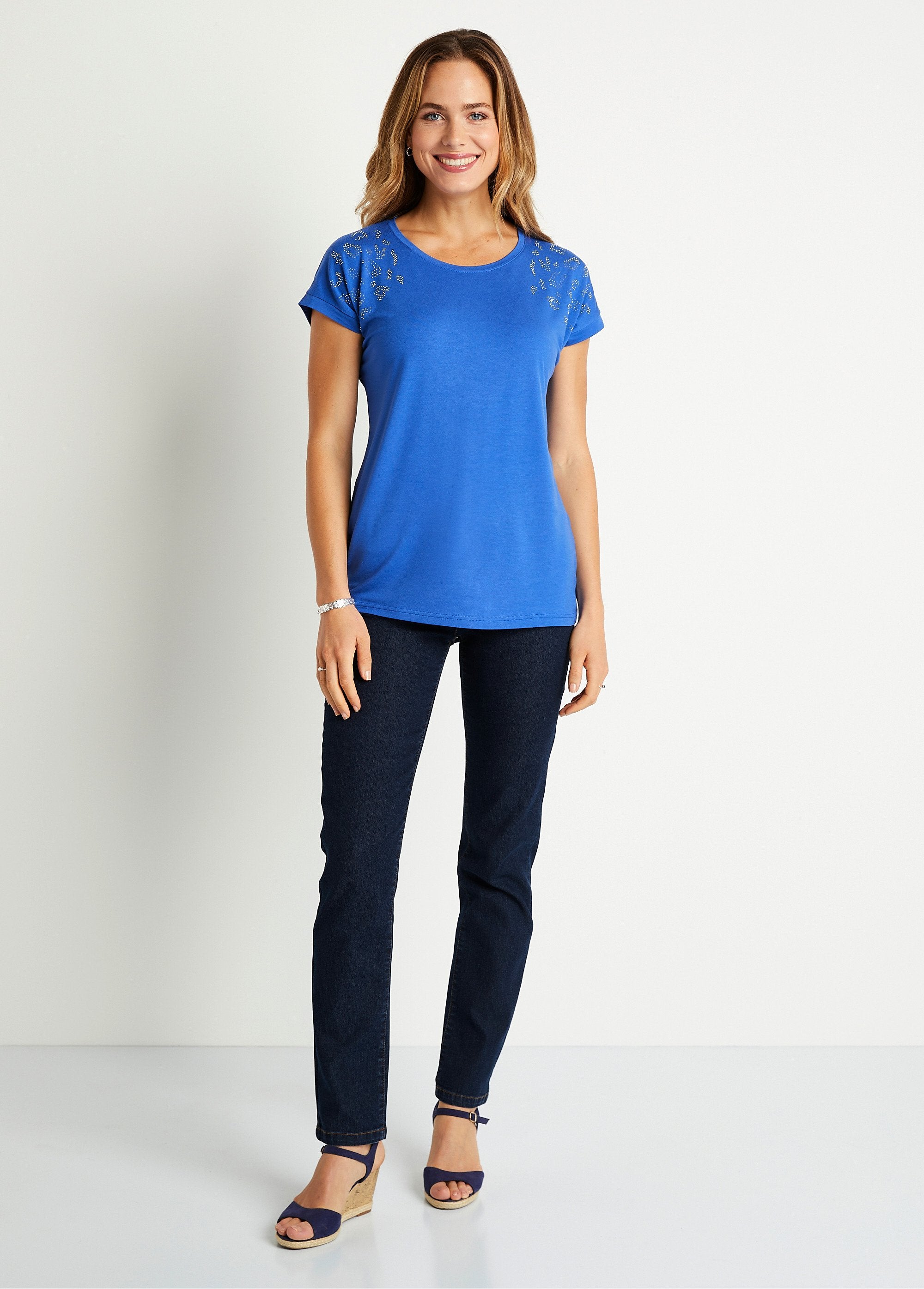 Long_plain_short-sleeved_t-shirt_Blue_SF1_slim