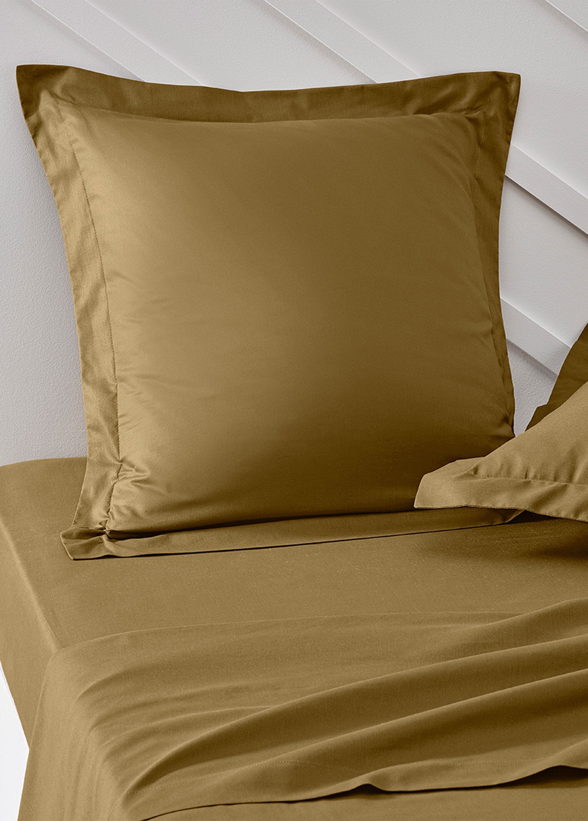 Plain_cotton_pillowcase_Bronze_DE1_slim