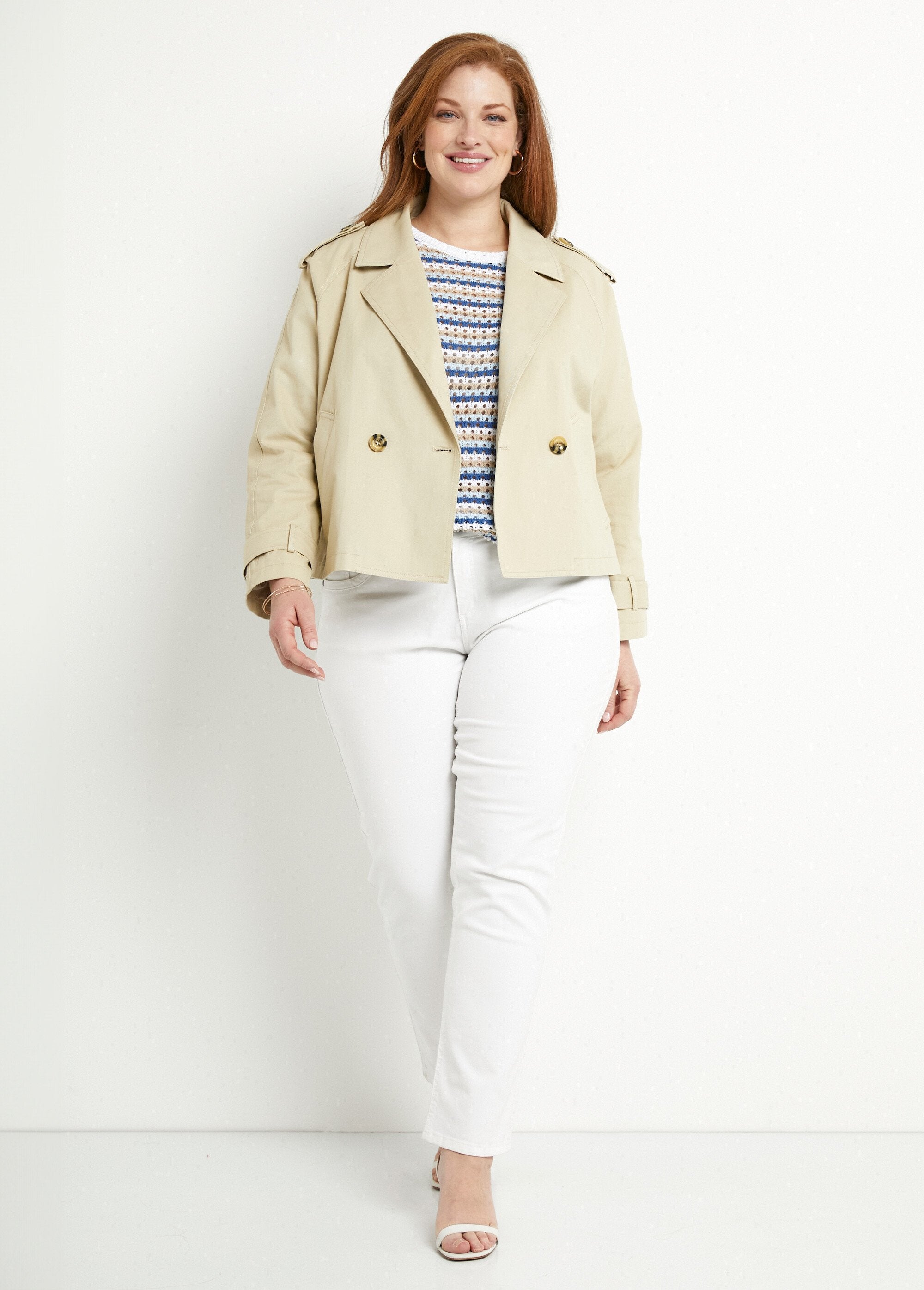 Short_double-breasted_trench_coat_in_lined_cotton_Beige_SF1_curvy